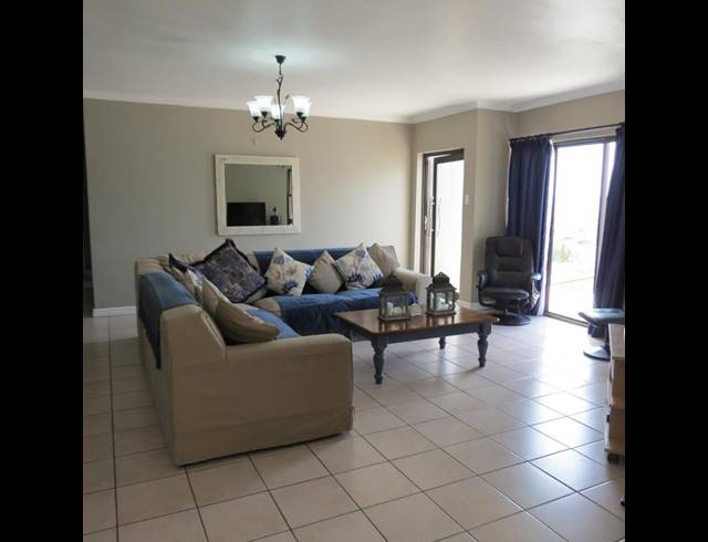 5 BEDROOM HOUSE FOR SALE IN MYBURGH PARK